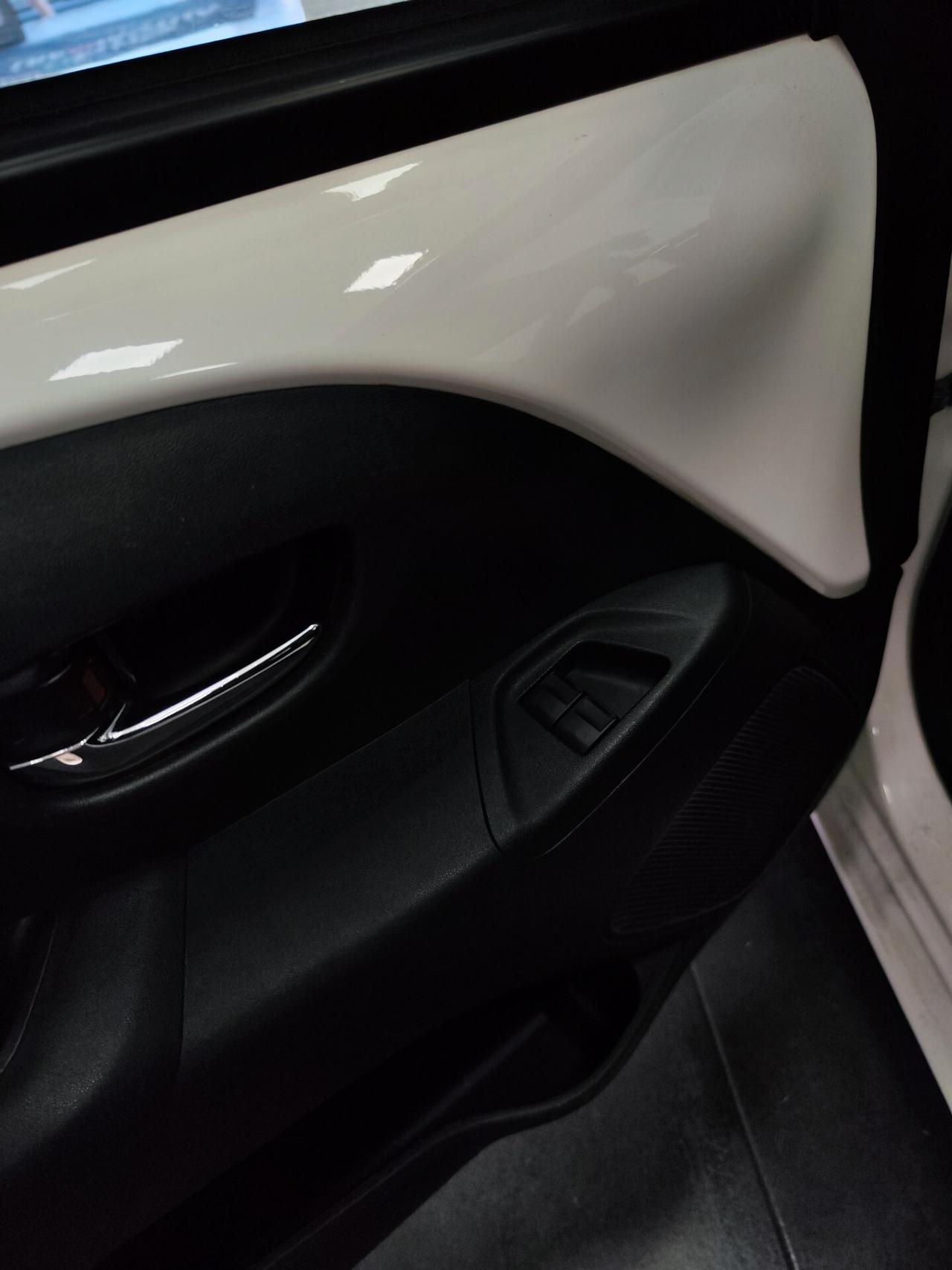 Toyota Aygo 1.0 VVT-i 69 CV 5 porte x-wave