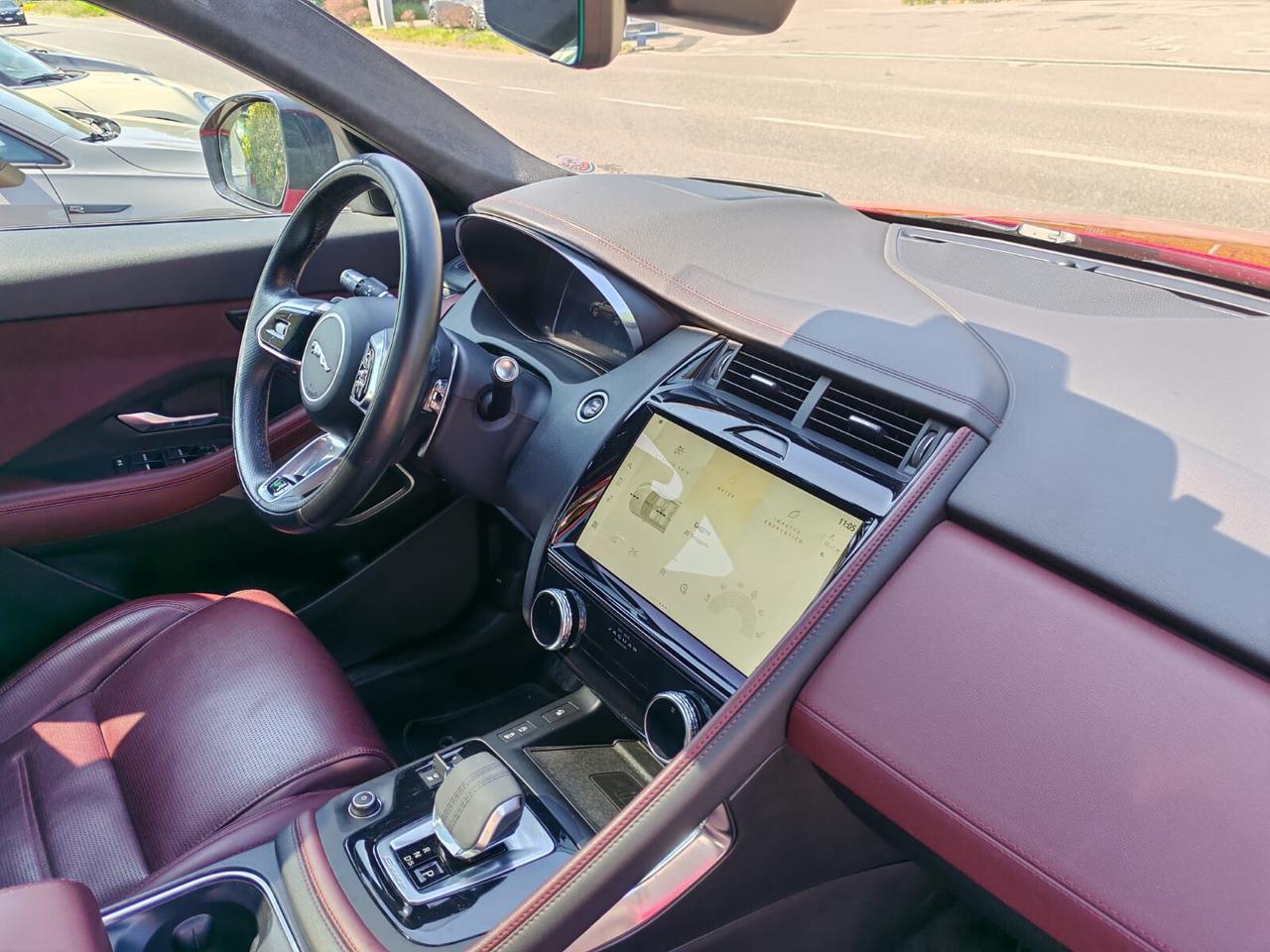 Jaguar E-Pace 2.0D I4 204 CV AWD Auto R-Dynamic HSE