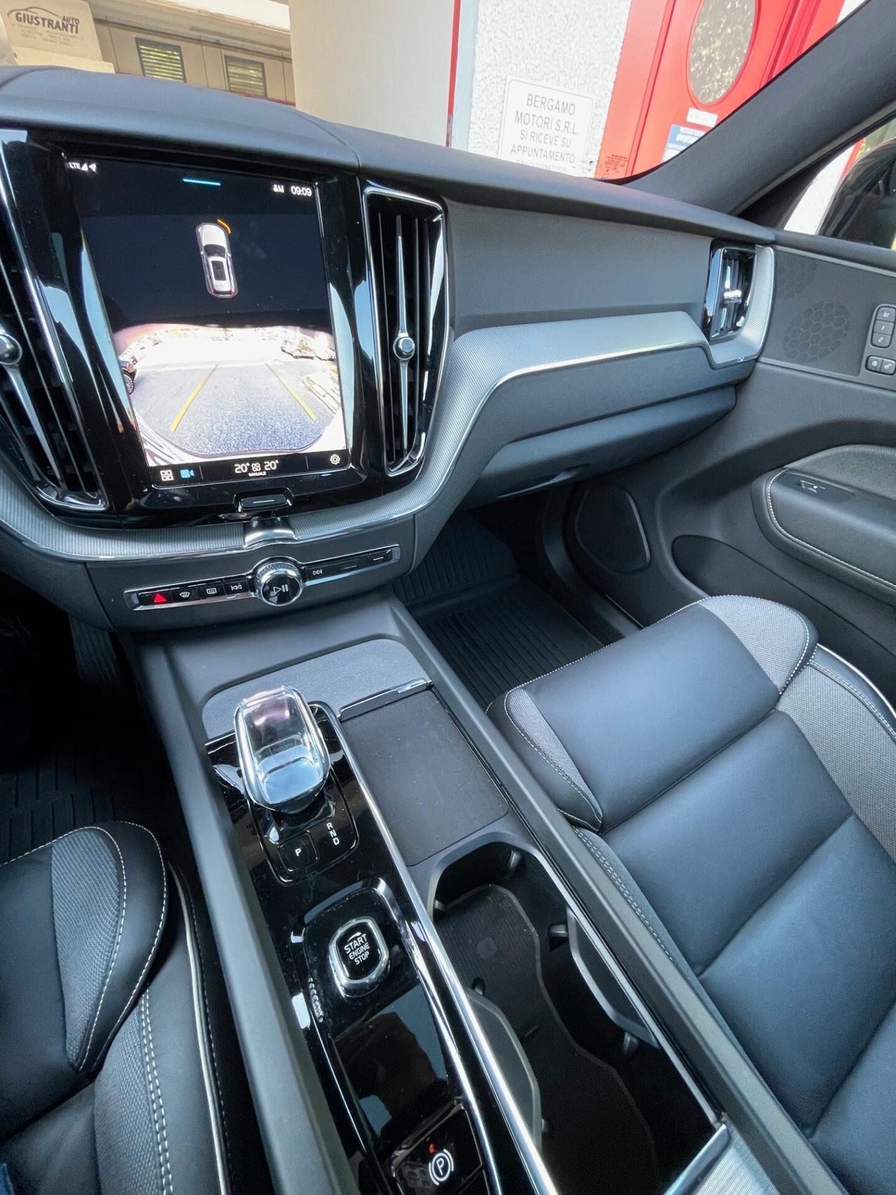 Volvo XC 60 XC60 II 2.0 t6 phev Ultra Black Edition awd auto