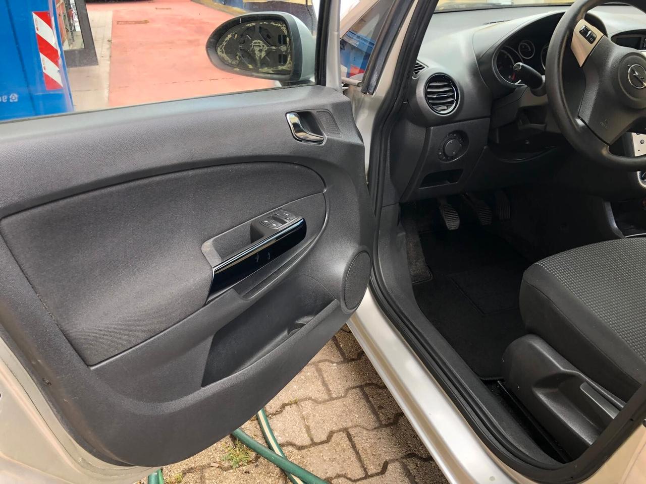 Opel Corsa 1.3 CDTI 75CV ecoFLEX OMOLOGATA EURO 4 SENZA FILTRO ANTIPARTICOLATO!!!5 porte UNICO PROPRIETARIO CON SOLO 24.497 KM GARANZIA EUROPEA DELLA CONFORMGEST X 12 MESI RINNOVABILE FINO A 24 MESI!!!
