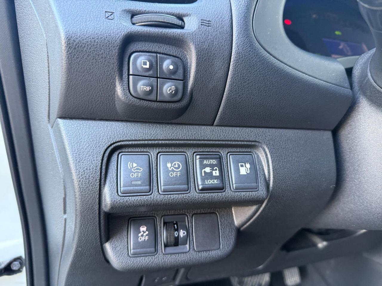 Nissan Leaf Tekna 30KWh Solar pack Spoiler 2016