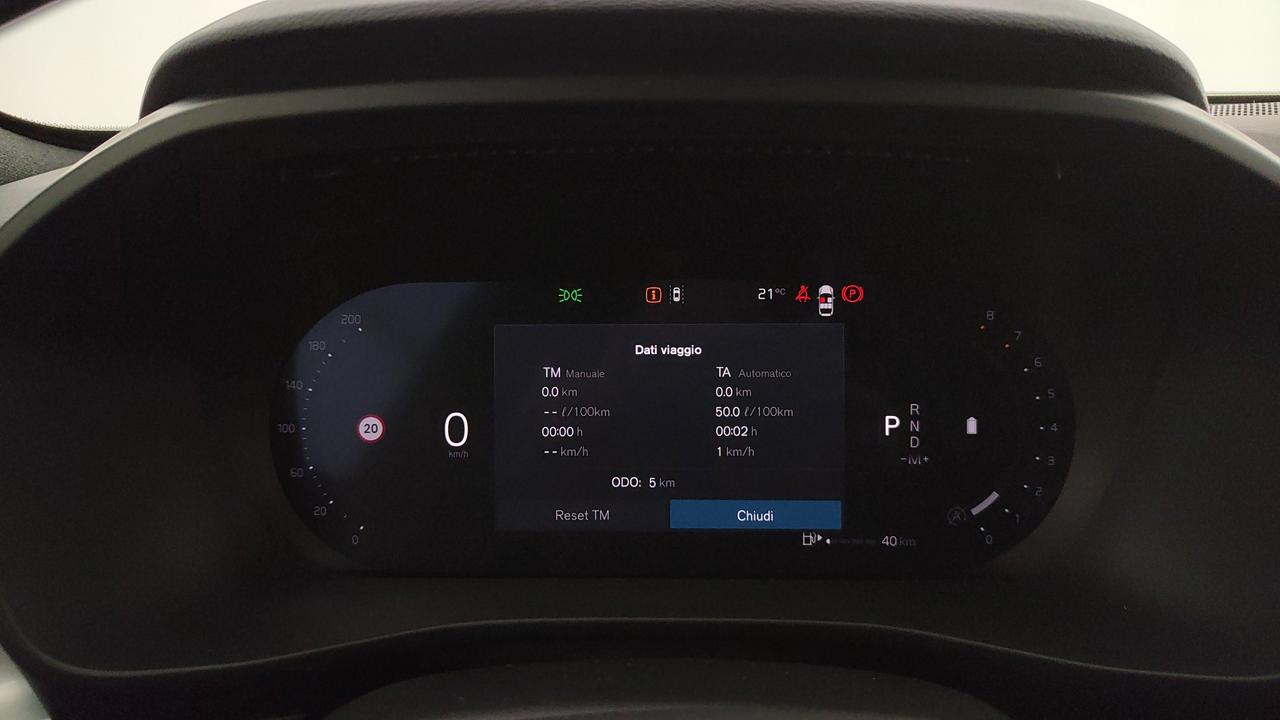 VOLVO XC40 2.0 b3 Plus Dark auto