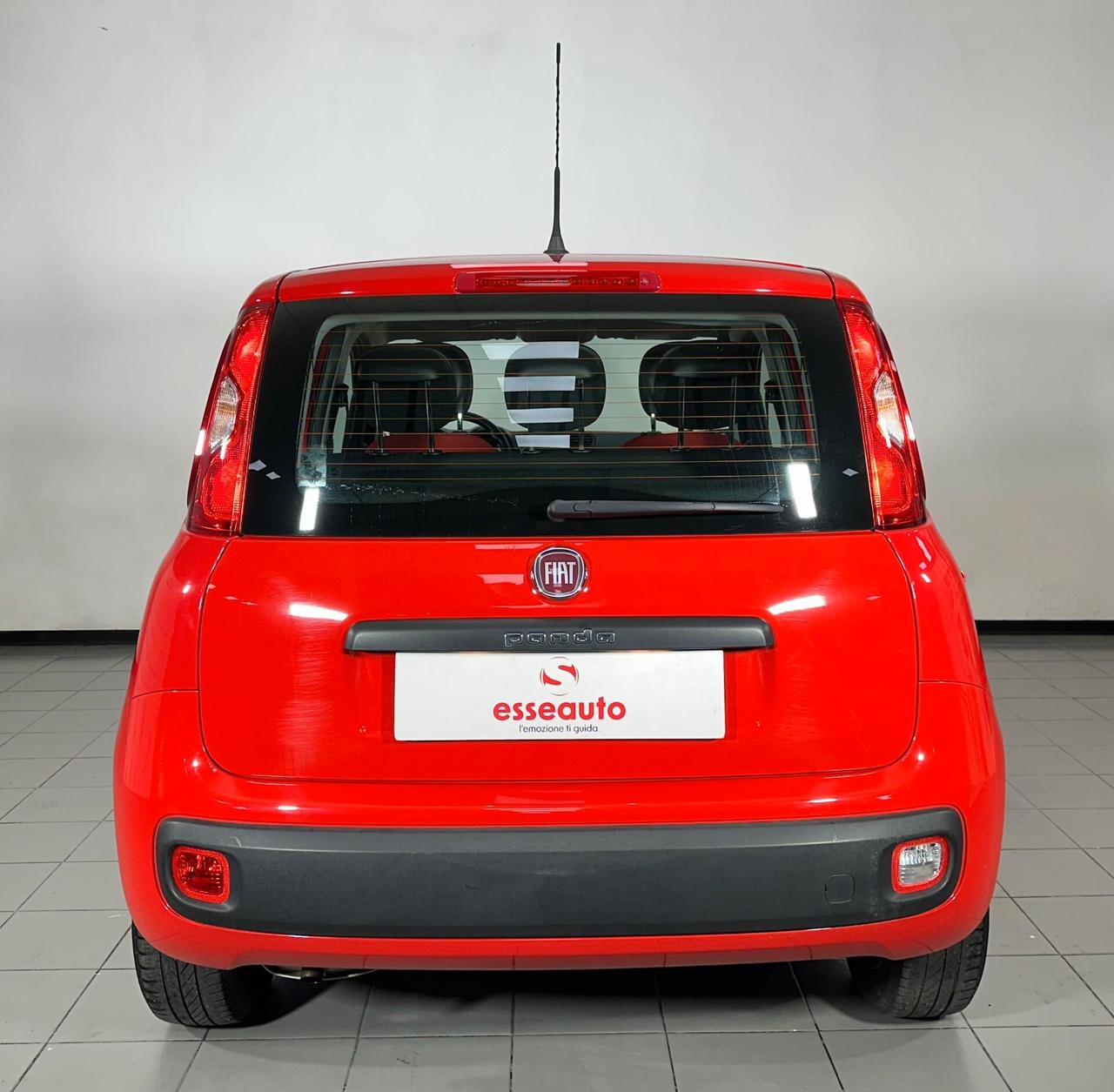 Fiat Panda 1.2 Lounge - BLACK DECEMBER Promo