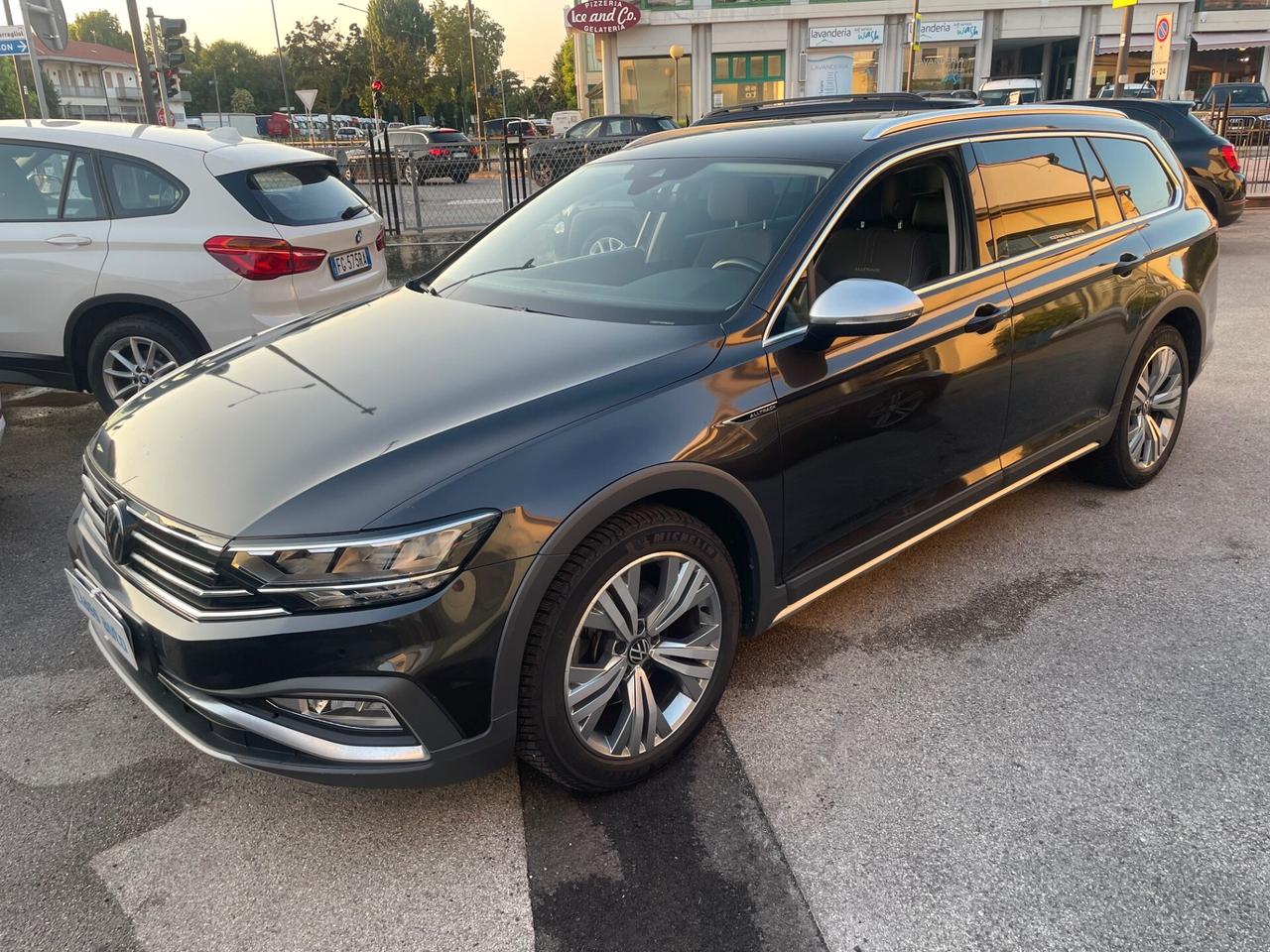Volkswagen Passat Alltrack 2.0 TDI 200 CV 4MOTION DSG