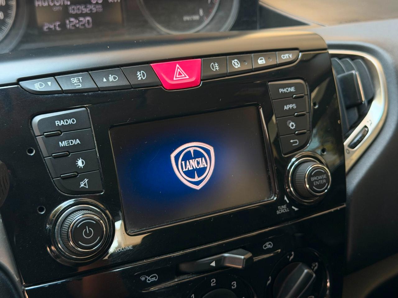Lancia Ypsilon 1.0 FireFly 5 porte S&S Hybrid Maryne