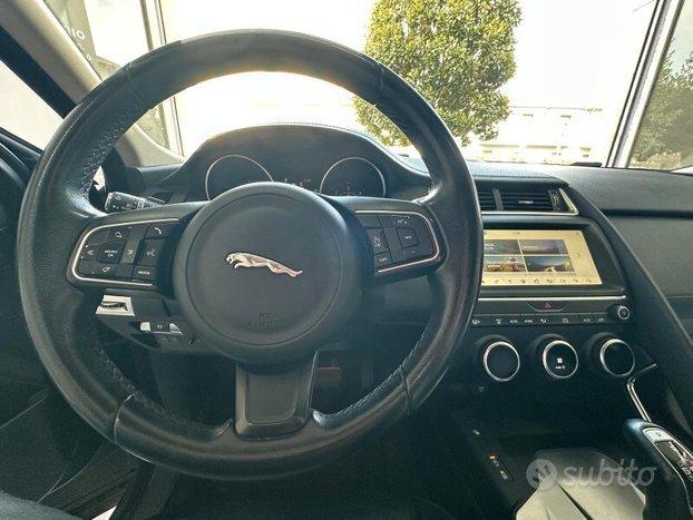 JAGUAR E-Pace (X540) E-Pace 2.0D 150 CV A...