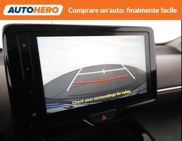 TOYOTA Yaris Cross 1.5 Hybrid 5p. E-CVT AWD-i Lounge