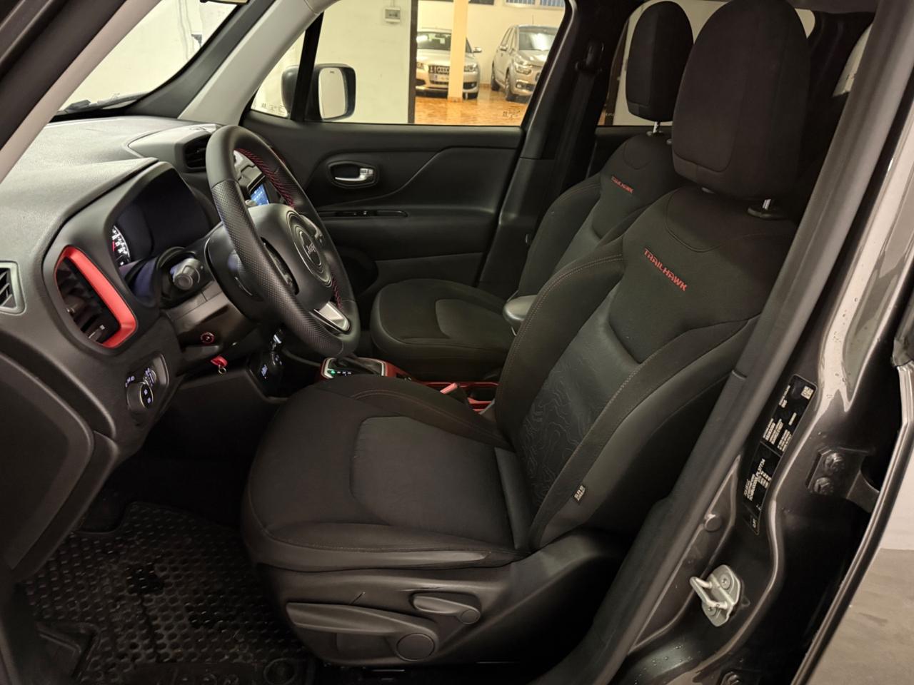 Jeep Renegade 2.0 Mjt 170CV 4WD Active Drive Low Trailhawk