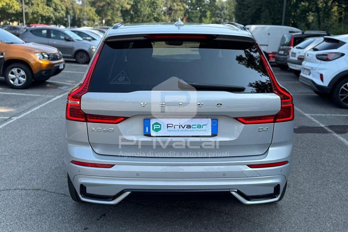 VOLVO XC60 B4 automatico Plus Dark