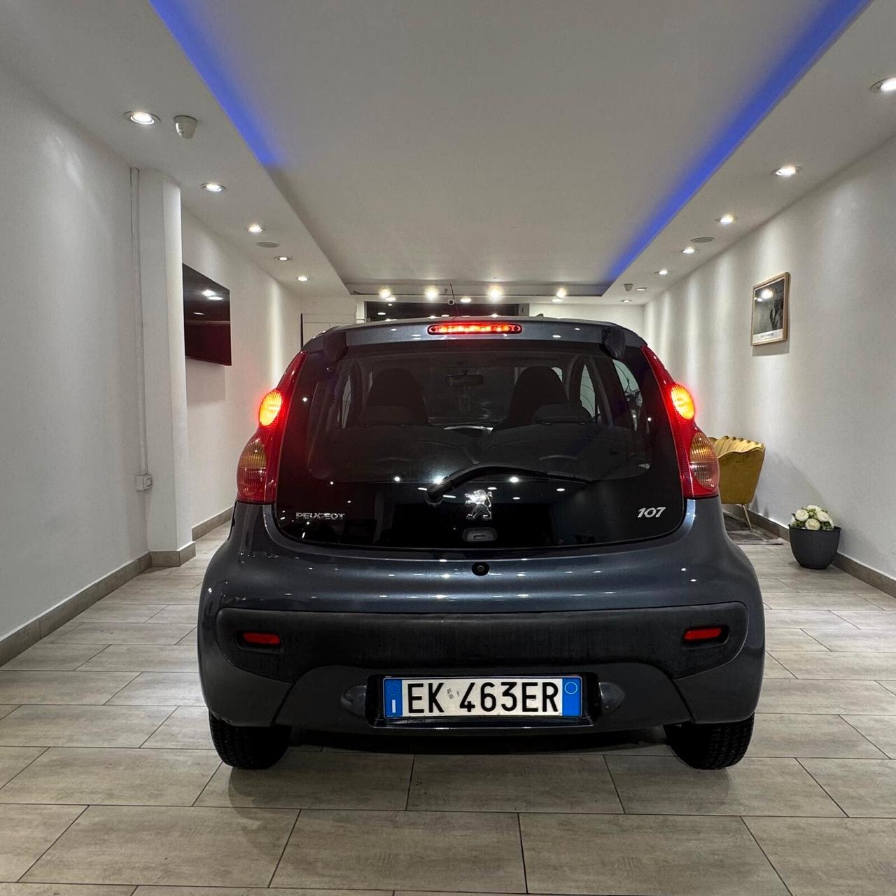 Peugeot 107 1.0 68CV 5p. Allure SOLO 137000KM