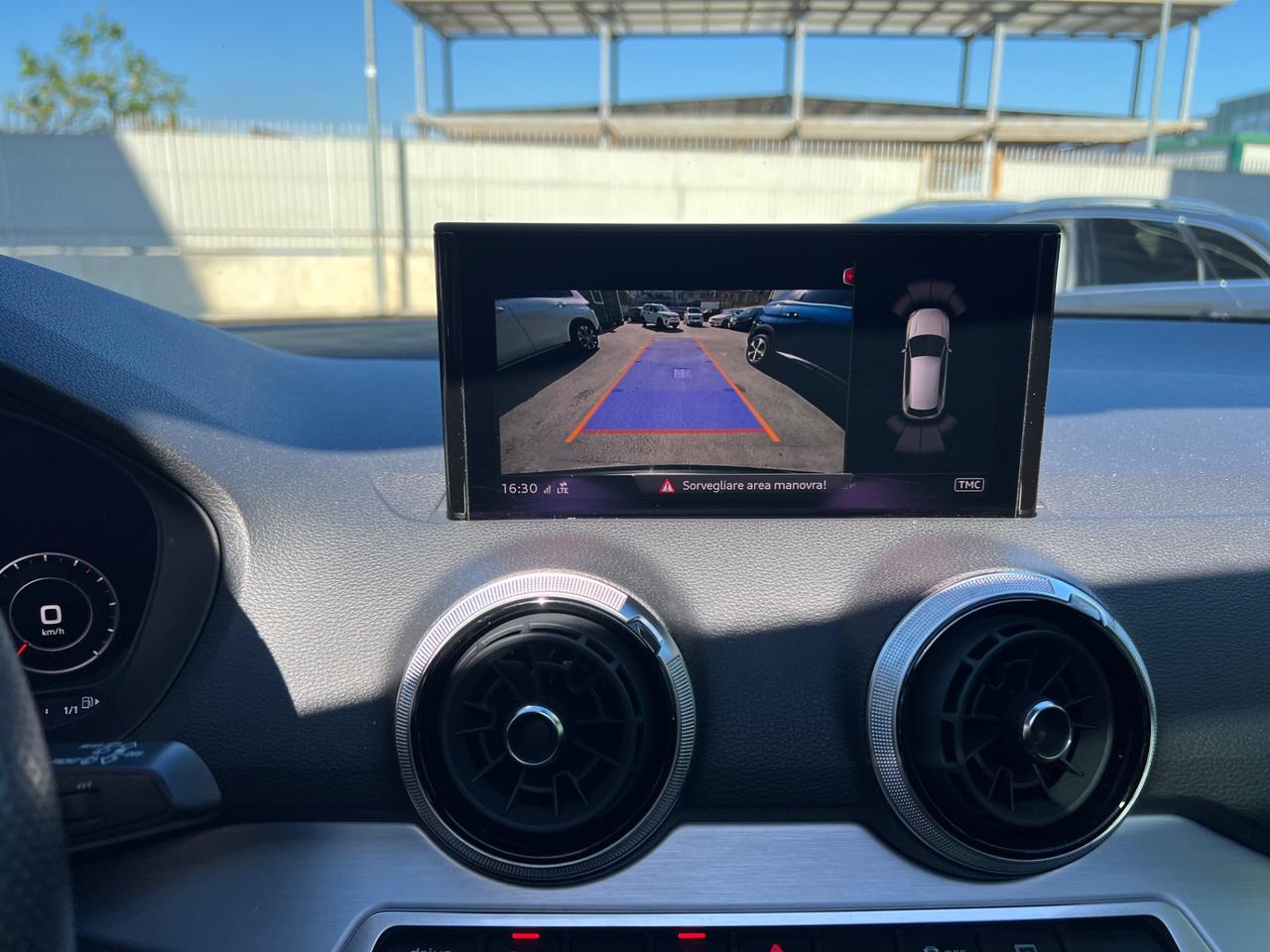 Audi Q2 35 TDI quattro S tronic Identity Black