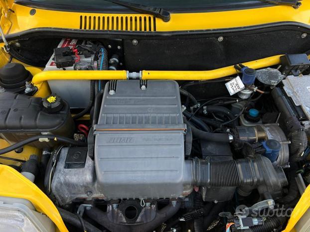 FIAT Cinquecento 1.1i cat Sporting ALLESTIMENTO