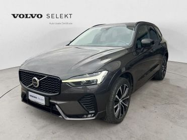 Volvo XC60 B5 235+14 CV AWD Automatica Mild Hybrid Ultimate Dark
