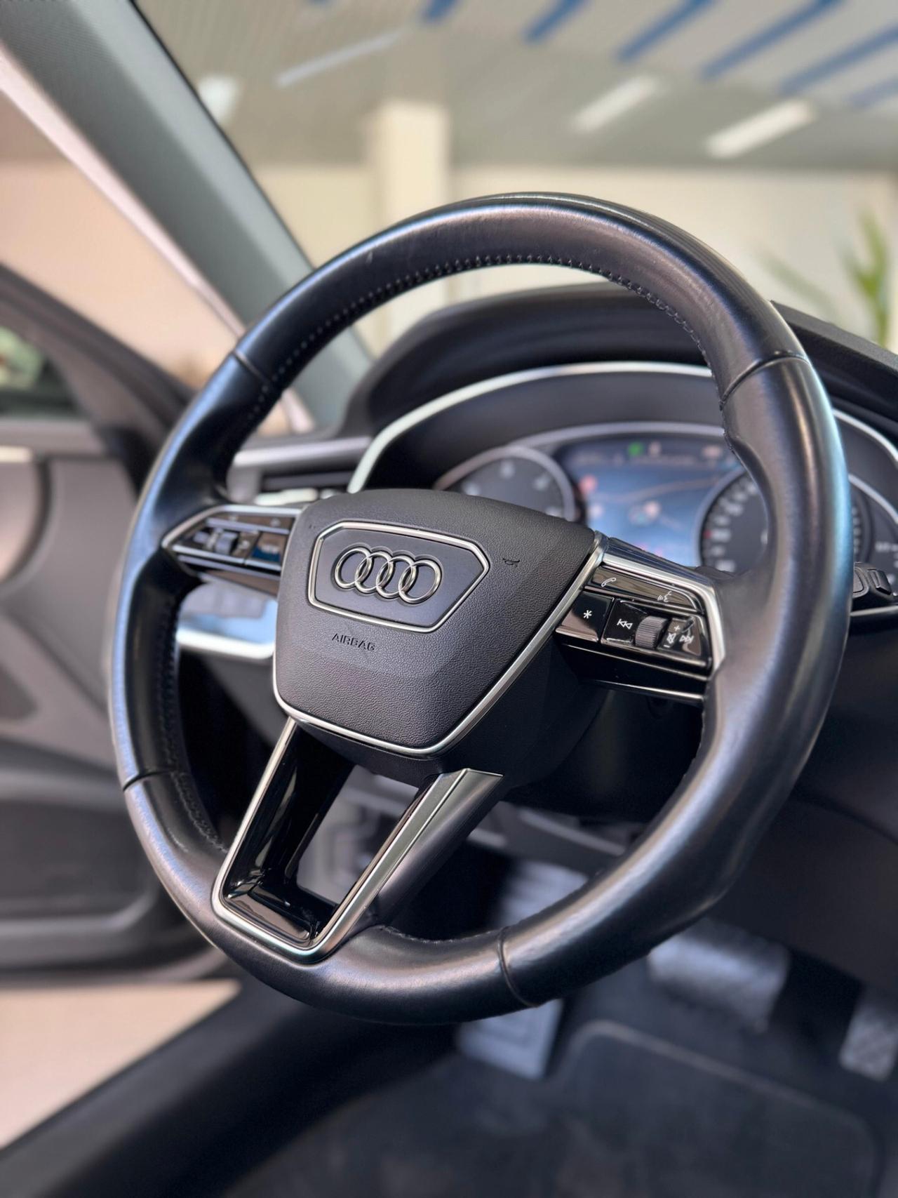 Audi A6 Avant 35 TDI S-Tronic S-Line Edition