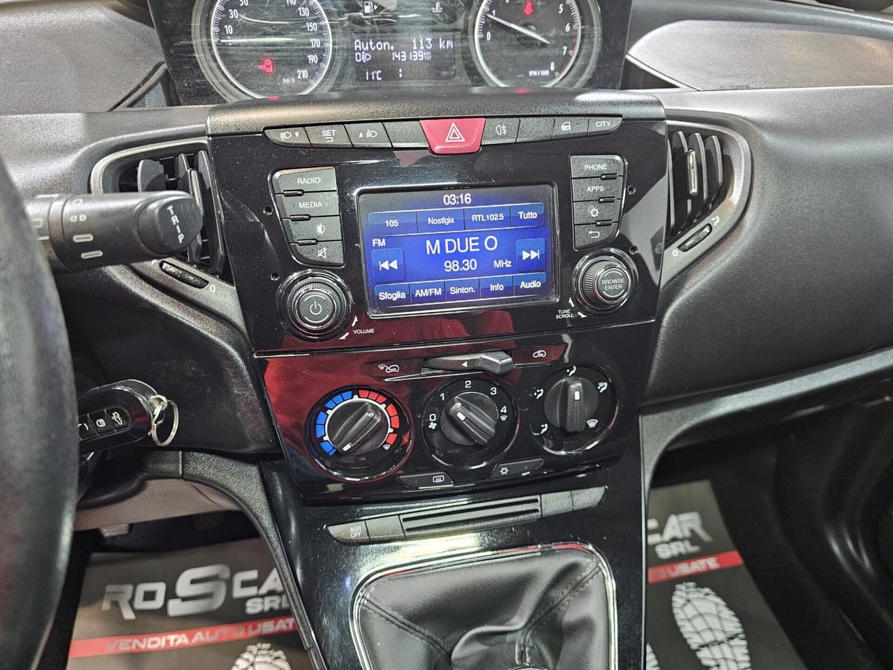 Lancia Ypsilon 1.2 69 CV 5 porte benz.