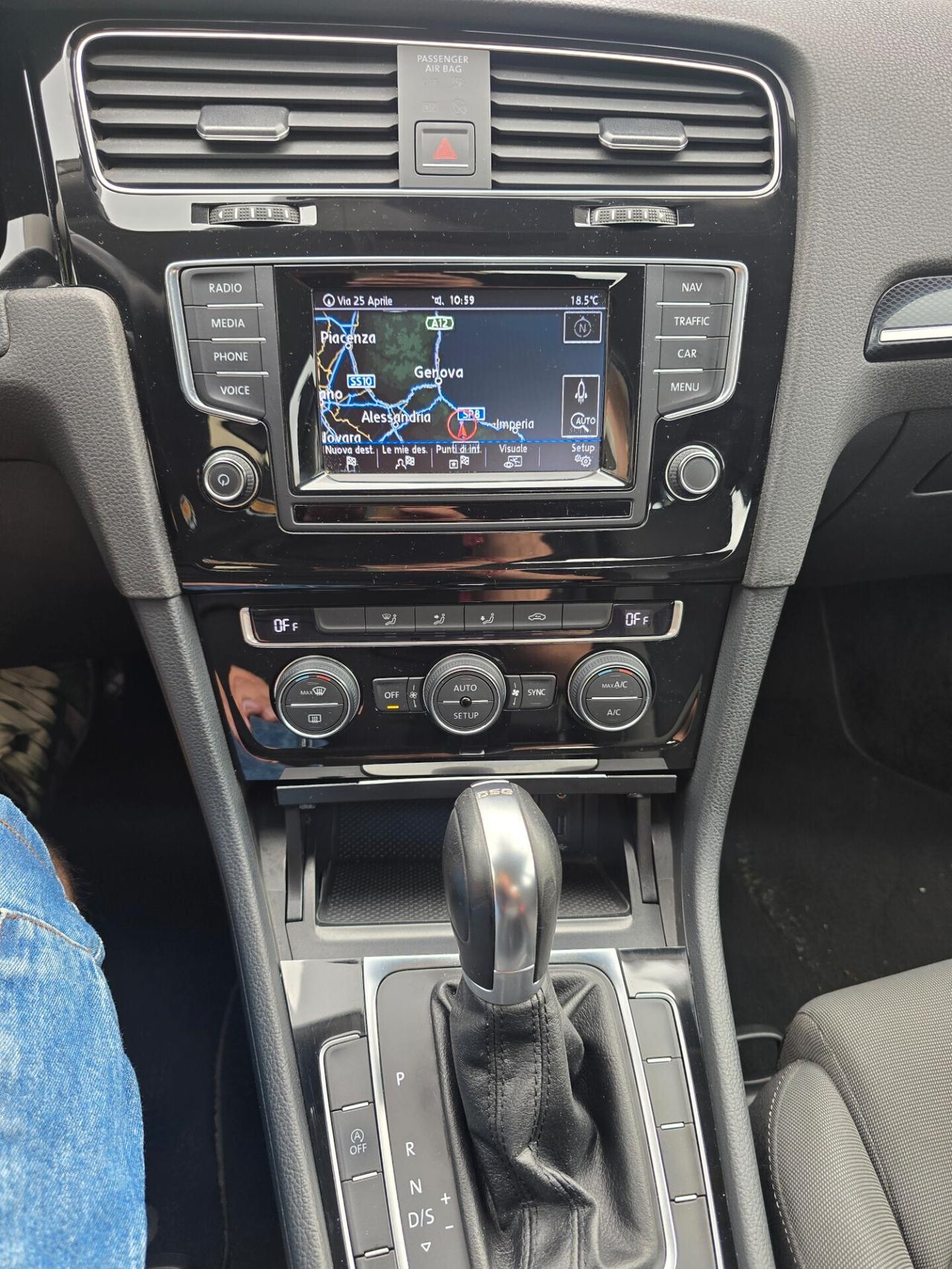 Volkswagen Golf 2.0 TDI 150cv DSG HIGHLINE