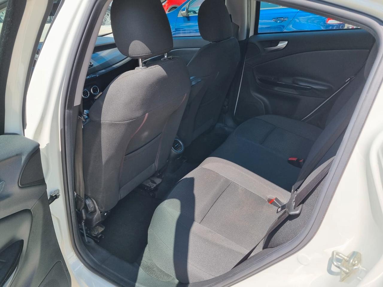 Alfa Romeo Giulietta 1.6 JTDm-2 105 CV Distinctive