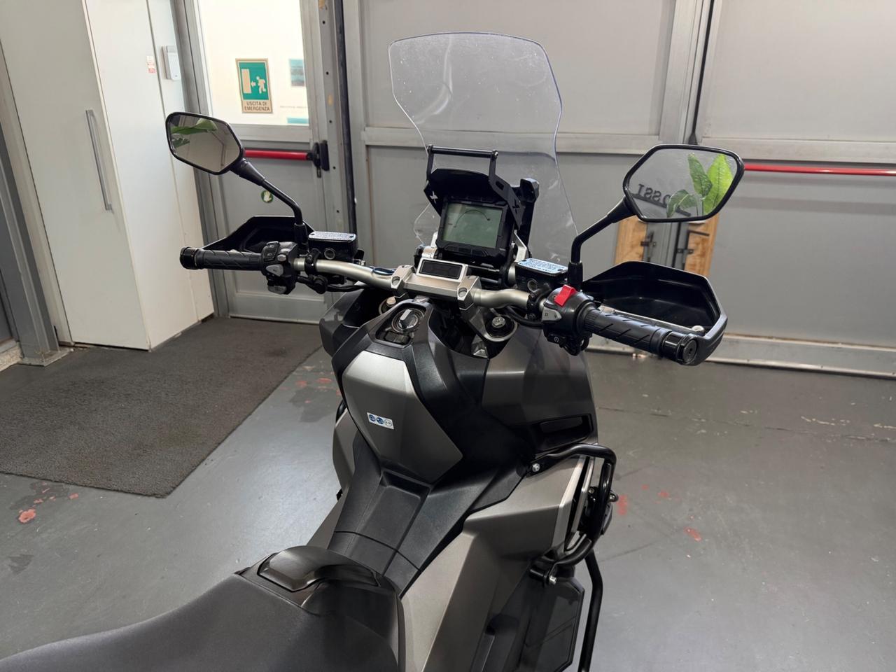 HONDA X-ADV 750 TRAVEL ABS