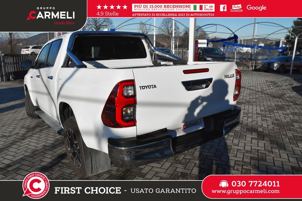 Toyota Hilux Double Cab 2.4 D-4D Lounge 4WD A/T