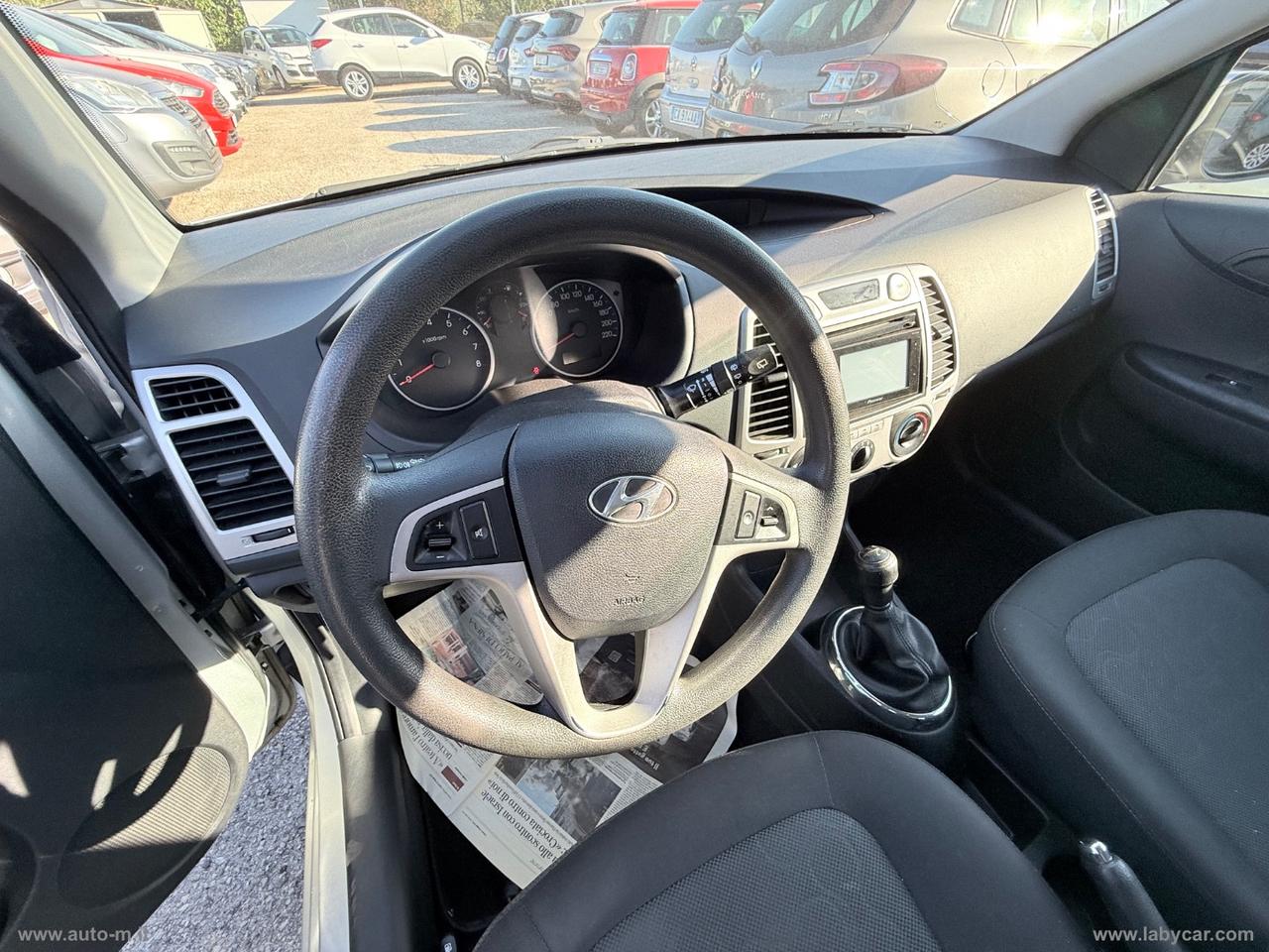 HYUNDAI i20 1.2 5p. Sound Edition