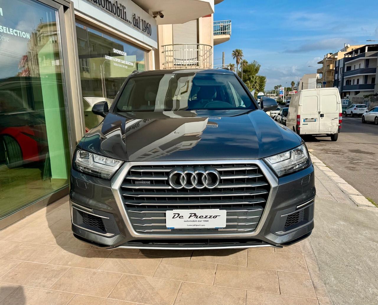 Audi Q7 e-tron 3.0 TDI quattro tiptronic Business Plus