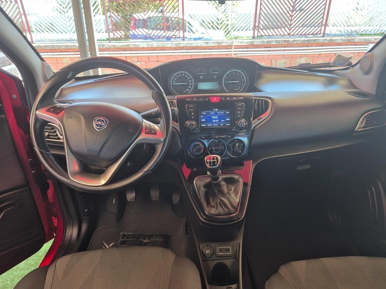 Lancia Ypsilon 0.9 TwinAir 85 CV 5 porte Metano Ec