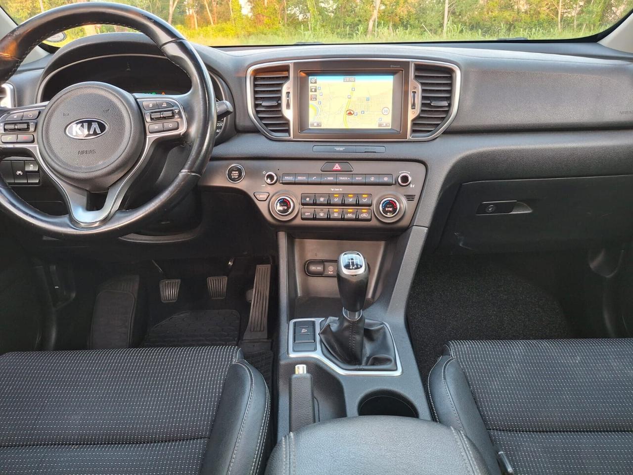 Kia Sportage 1.7 crdi-COOL NAVI-EURO 6-TETTO PANORAMICO-