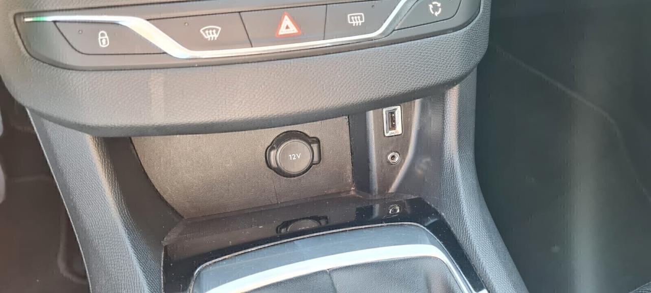Peugeot 308 5P BlueHDi 120 -2017 -GARANZIA 2ANNI