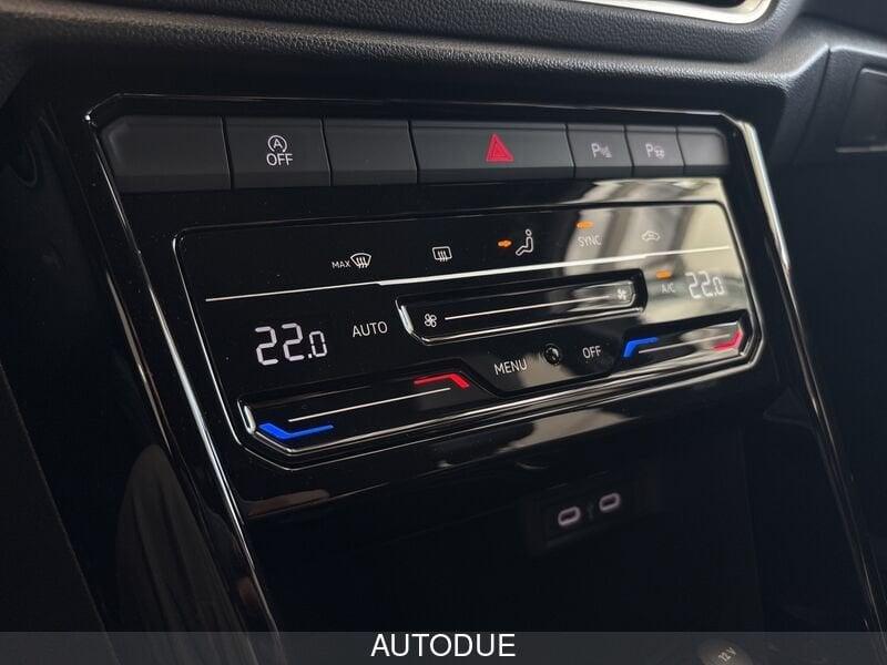 Volkswagen T-Roc 1.0 TSI R-LINE 115 CV