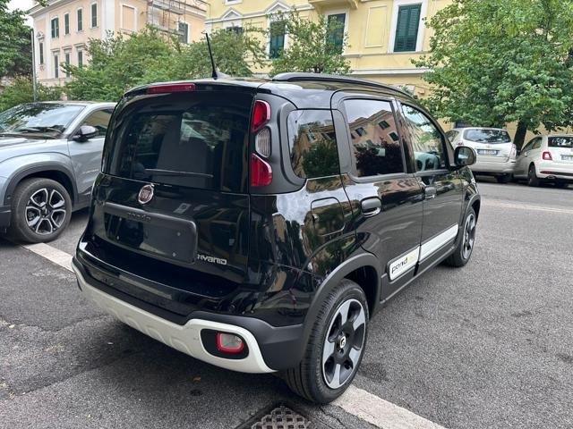 FIAT Panda 1.0 FireFly S&S Hybrid Pandina Cross-Navi-Carplay
