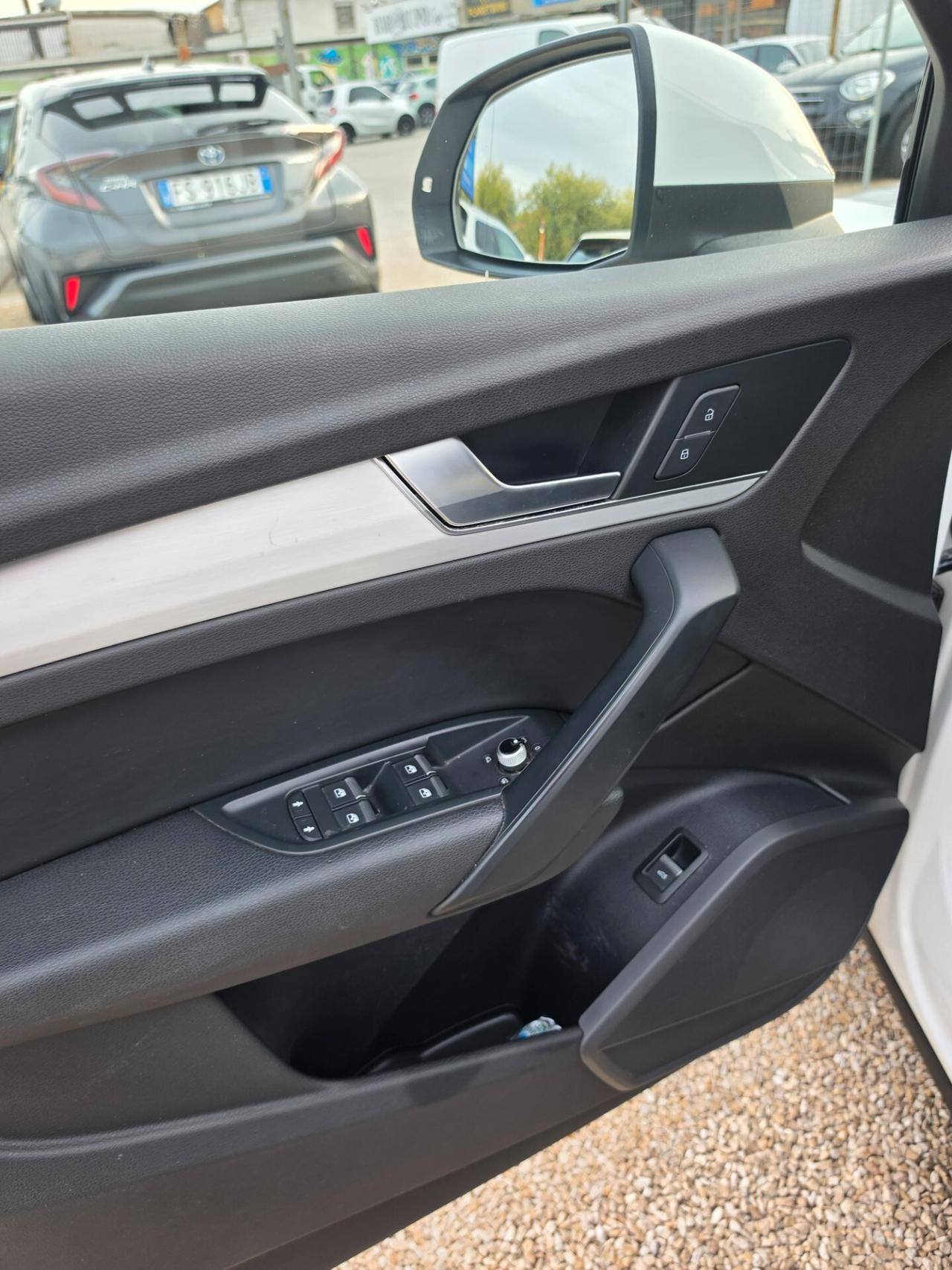 Audi Q5 2.0 TDI 190 CV quattro S tronic S-LINE