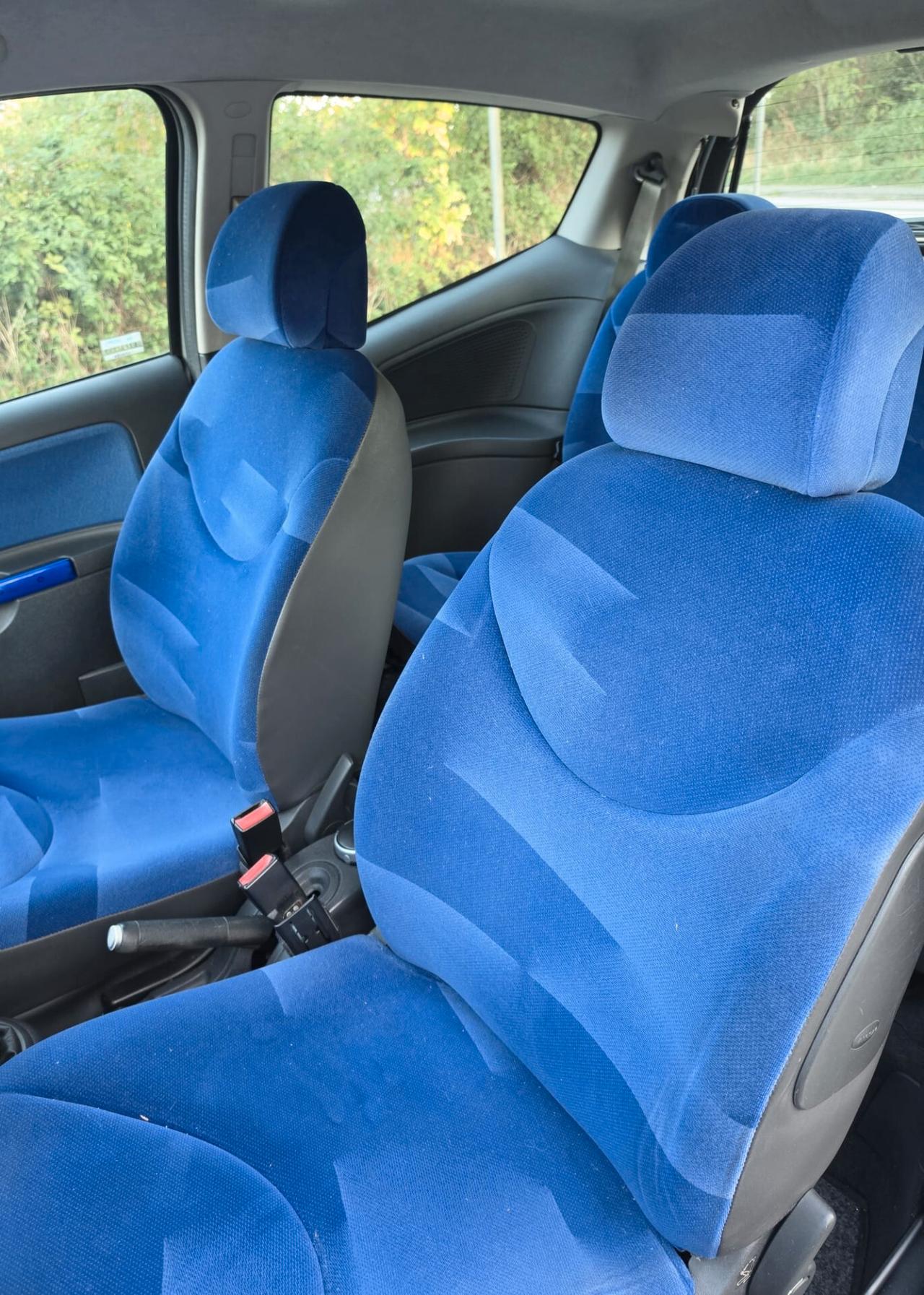 Citroen C2 Exclusive neopatentati