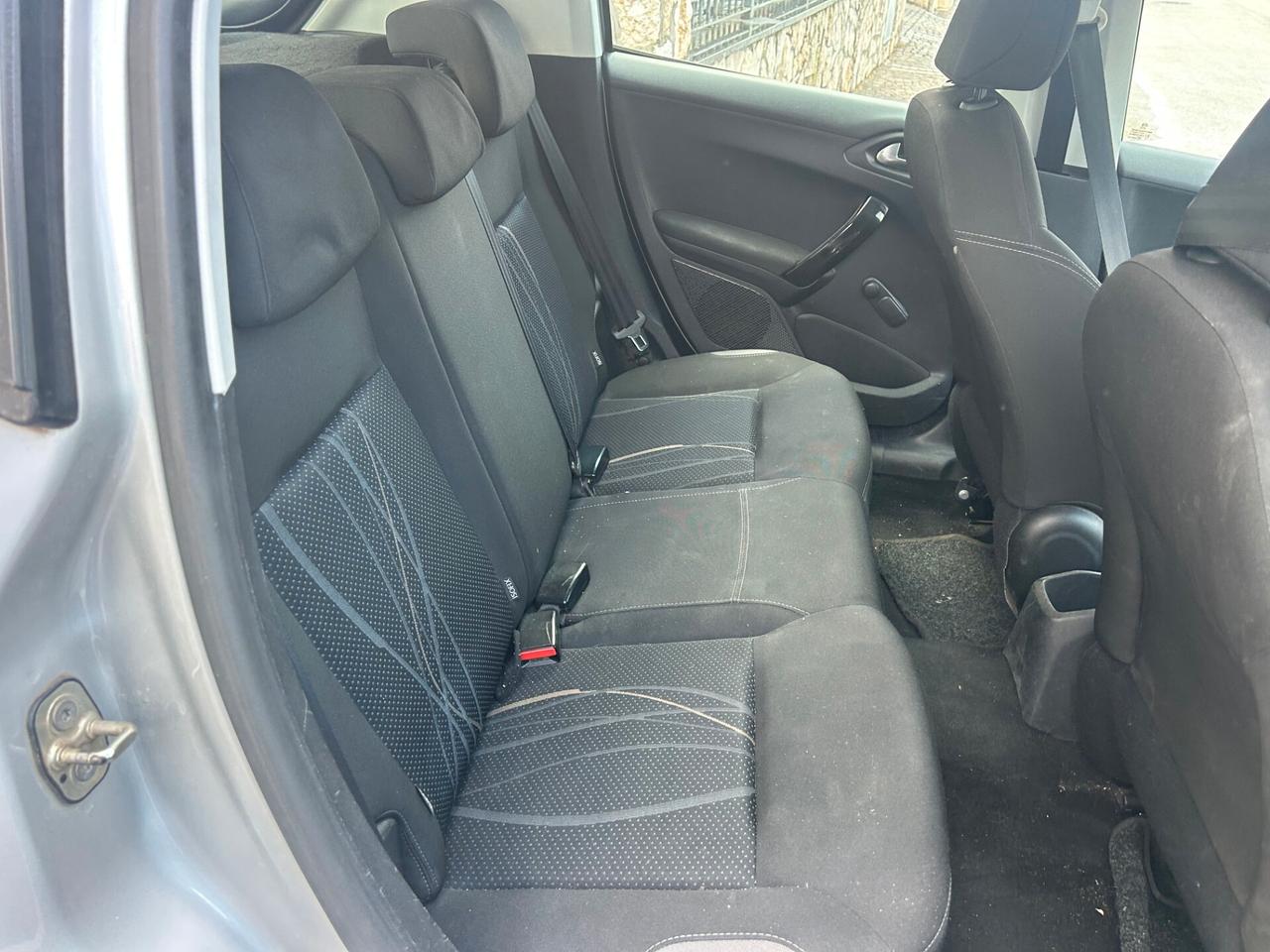 Peugeot 208 1.2 VTi 82 CV 5 porte Allure GPL