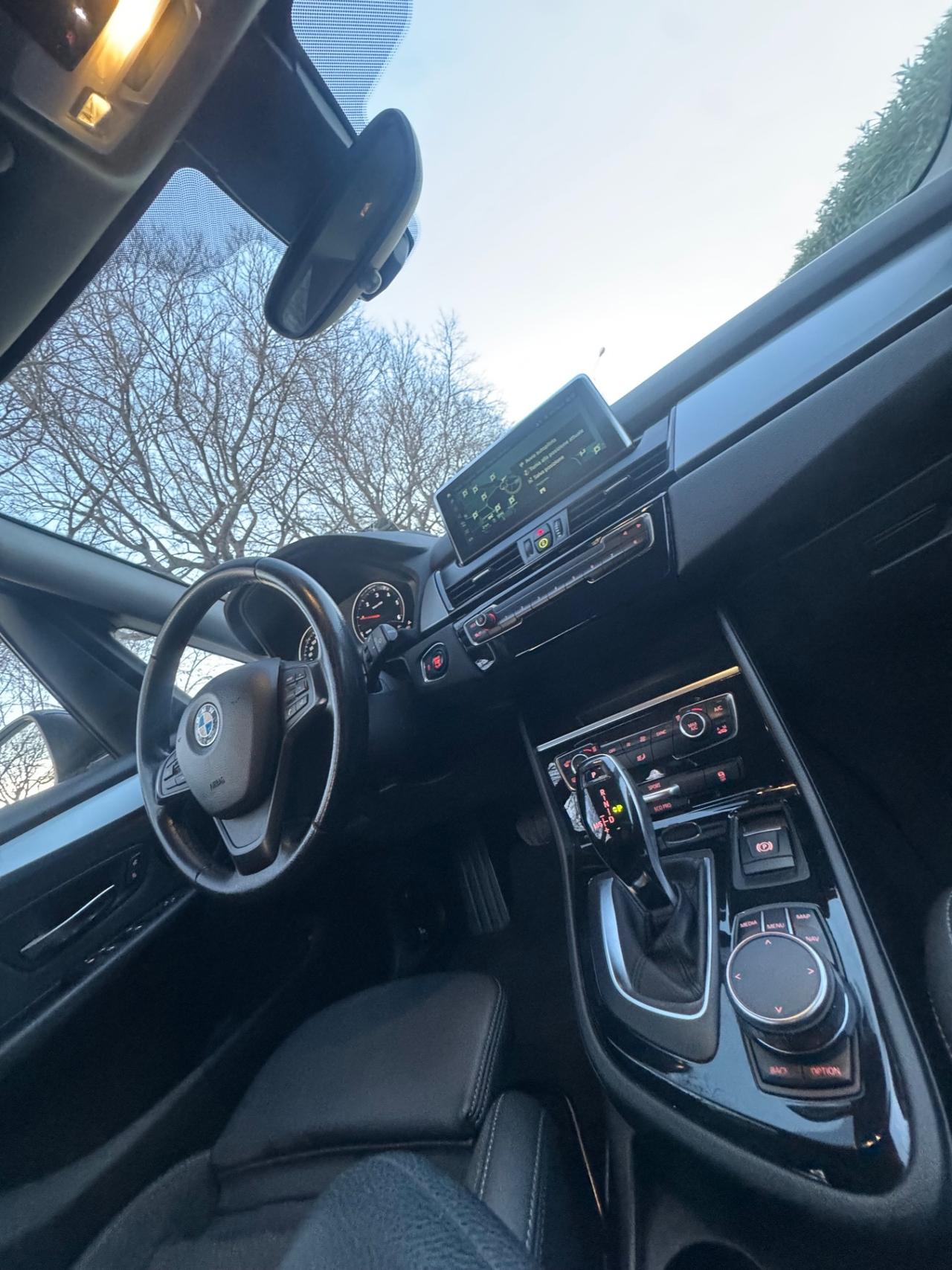 Bmw 216 220d Active Tourer Luxury aut.