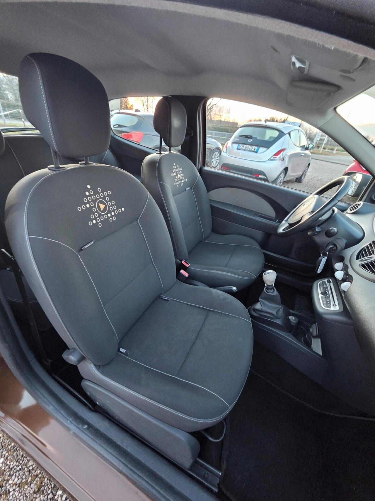 Renault Twingo 1.2 16V LEV Yahoo!