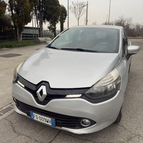 Renault Clio 1.2 75CV 5 porte