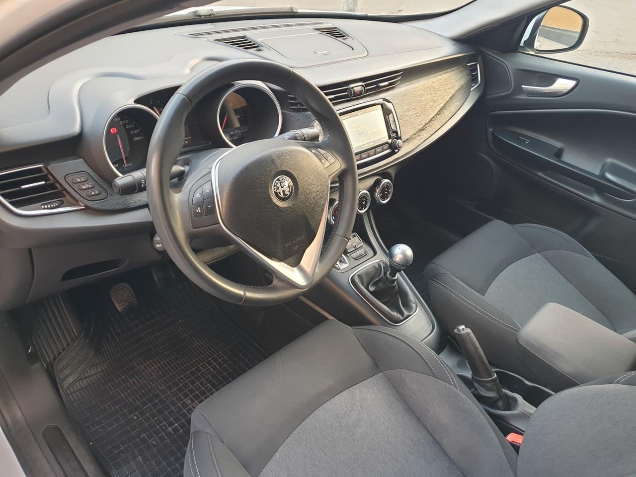 GIULIETTA 1.6 MJ 120 CV E6 NAVI CERCHI SENSORI PERFETTA