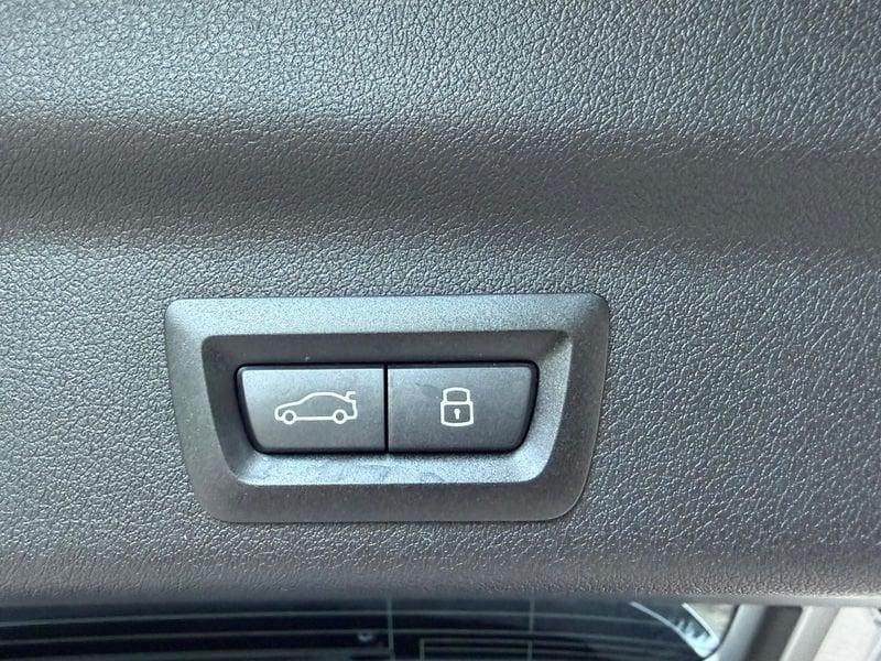 BMW X1 X1 sdrive20i mhev 48V auto "TETTO APRIBILE"