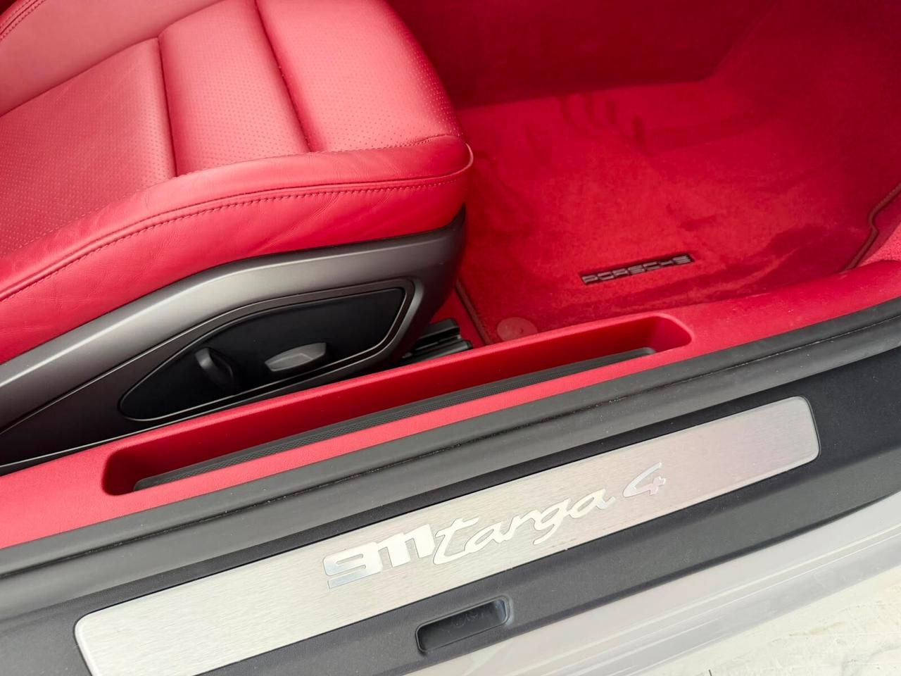 Porsche 911 Targa 4- TAGLIANDI PORSCHE-IVA ESP-2023