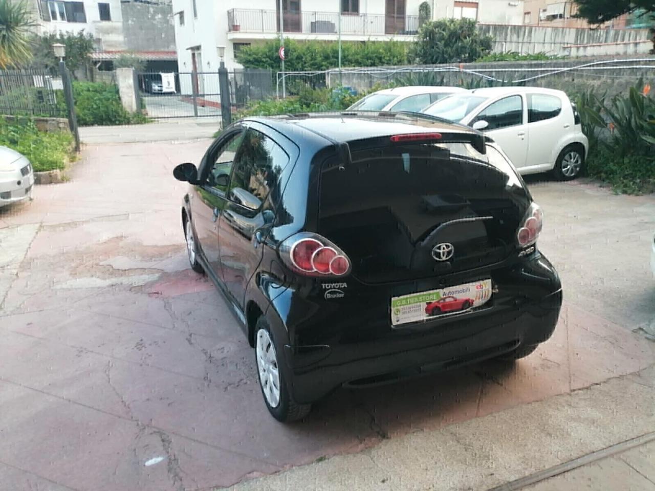 TOYOTA AYGO 1.0 68CV 2013 EURO 5 FULL BENZINA