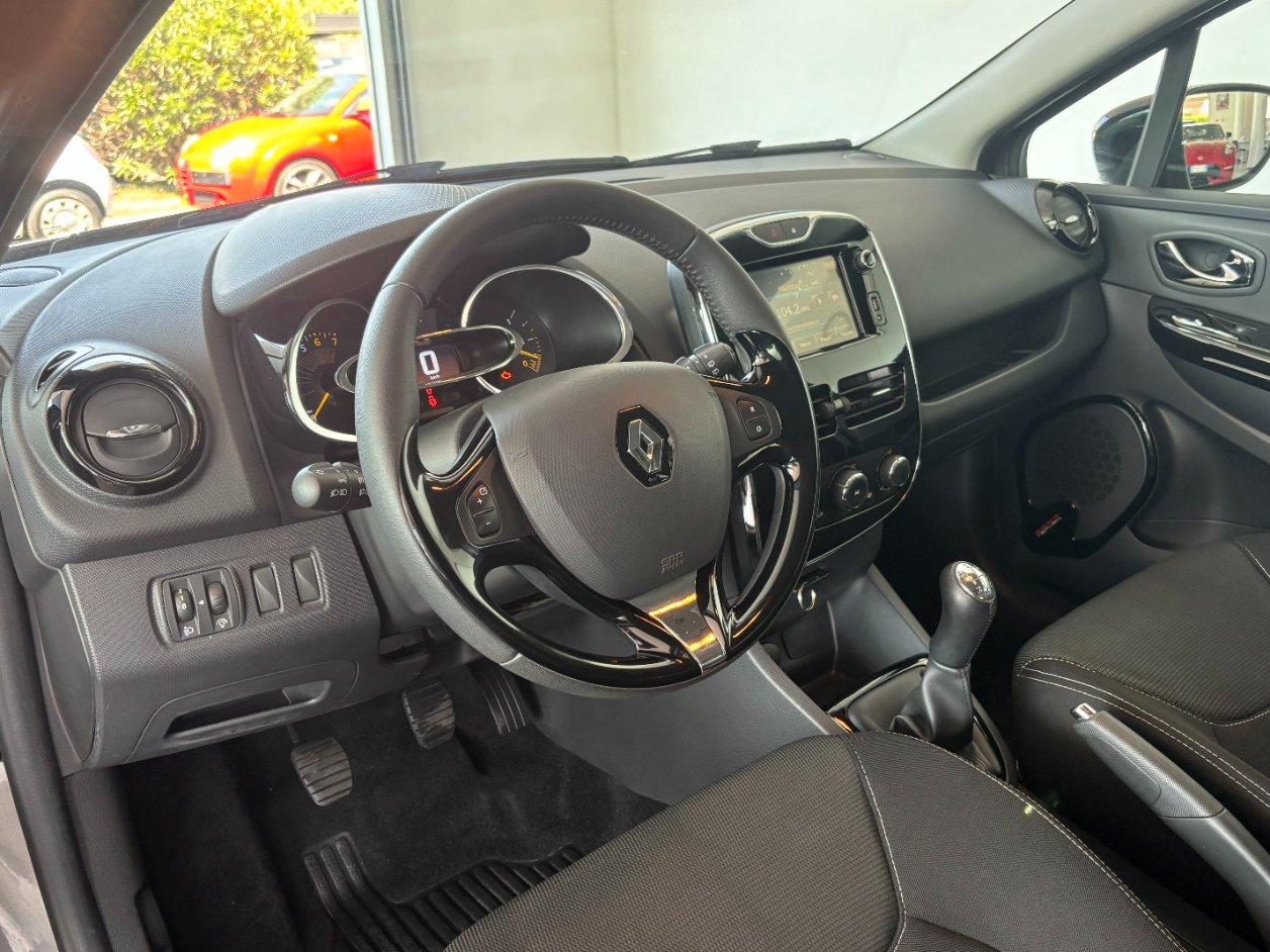 Renault Clio 5p 1.2 Live 75cv