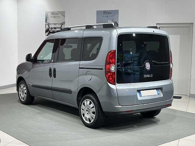 Fiat Doblò 1.4 16V Active 7 posti