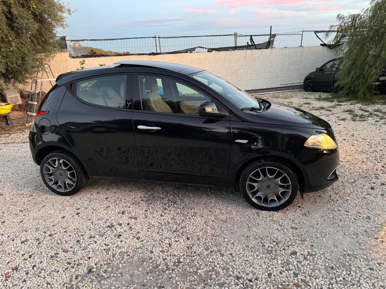 Lancia Ypsilon 1.3 MJT FULL OPTIONAL