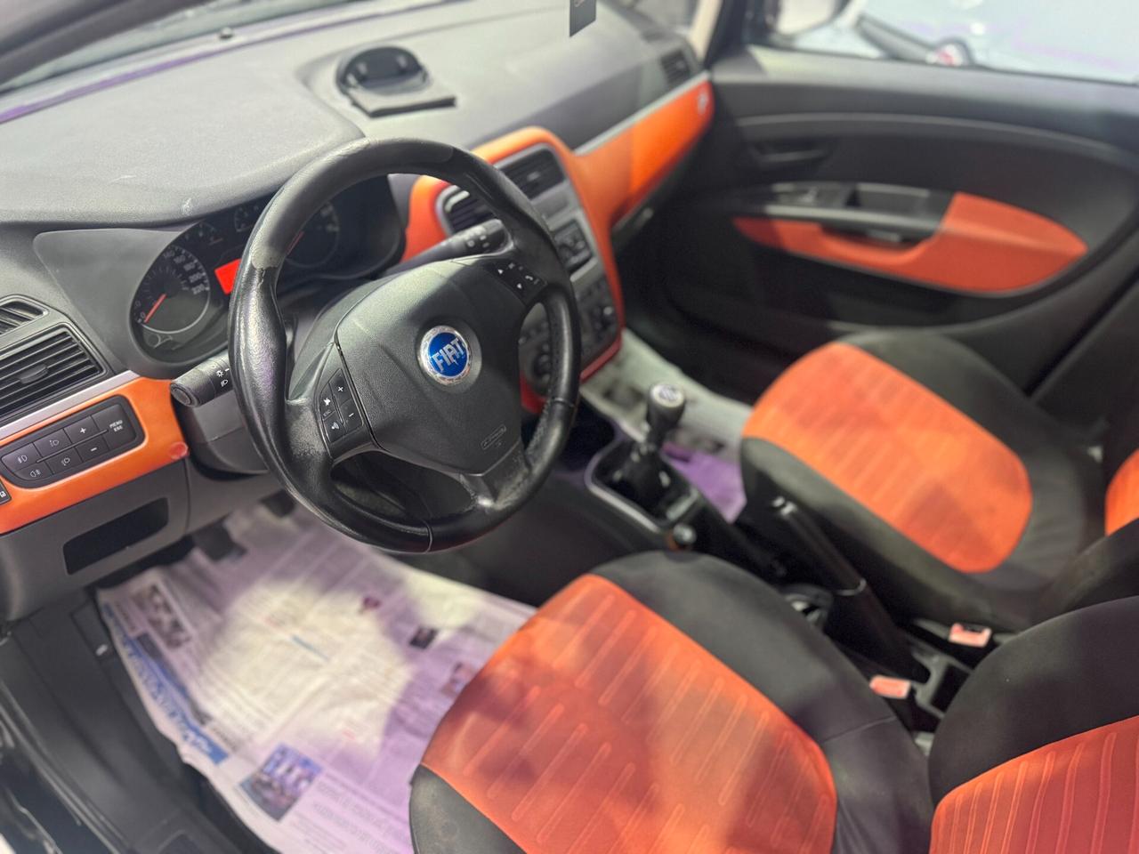 Fiat Grande Punto 1.4 Starjet 16V 5 porte Emotion