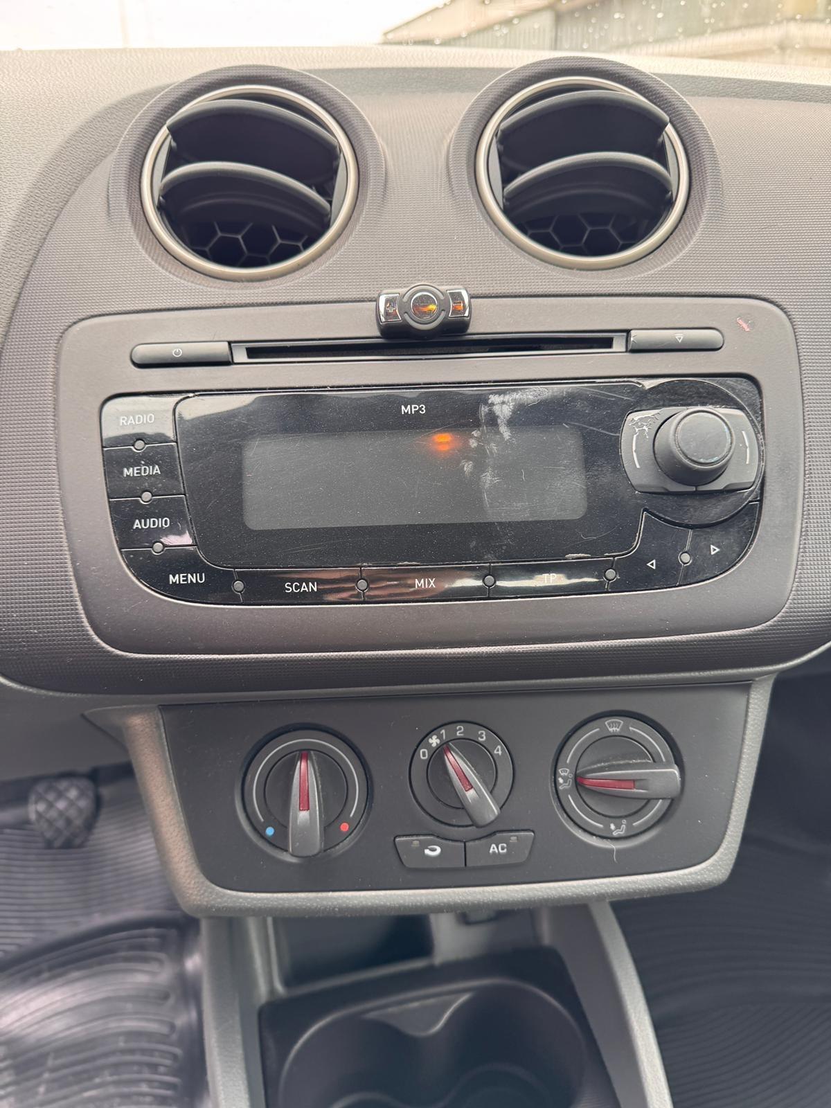 Seat Ibiza 1.2 B-GPL GARANZIA 12 m