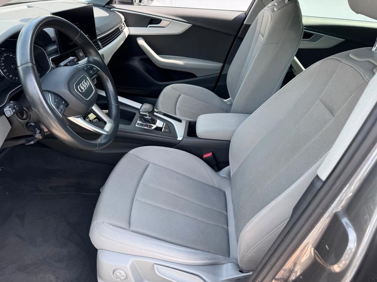Audi A4 Avant 30 TDI/136 CV S tronic Business Advanced*EURO6