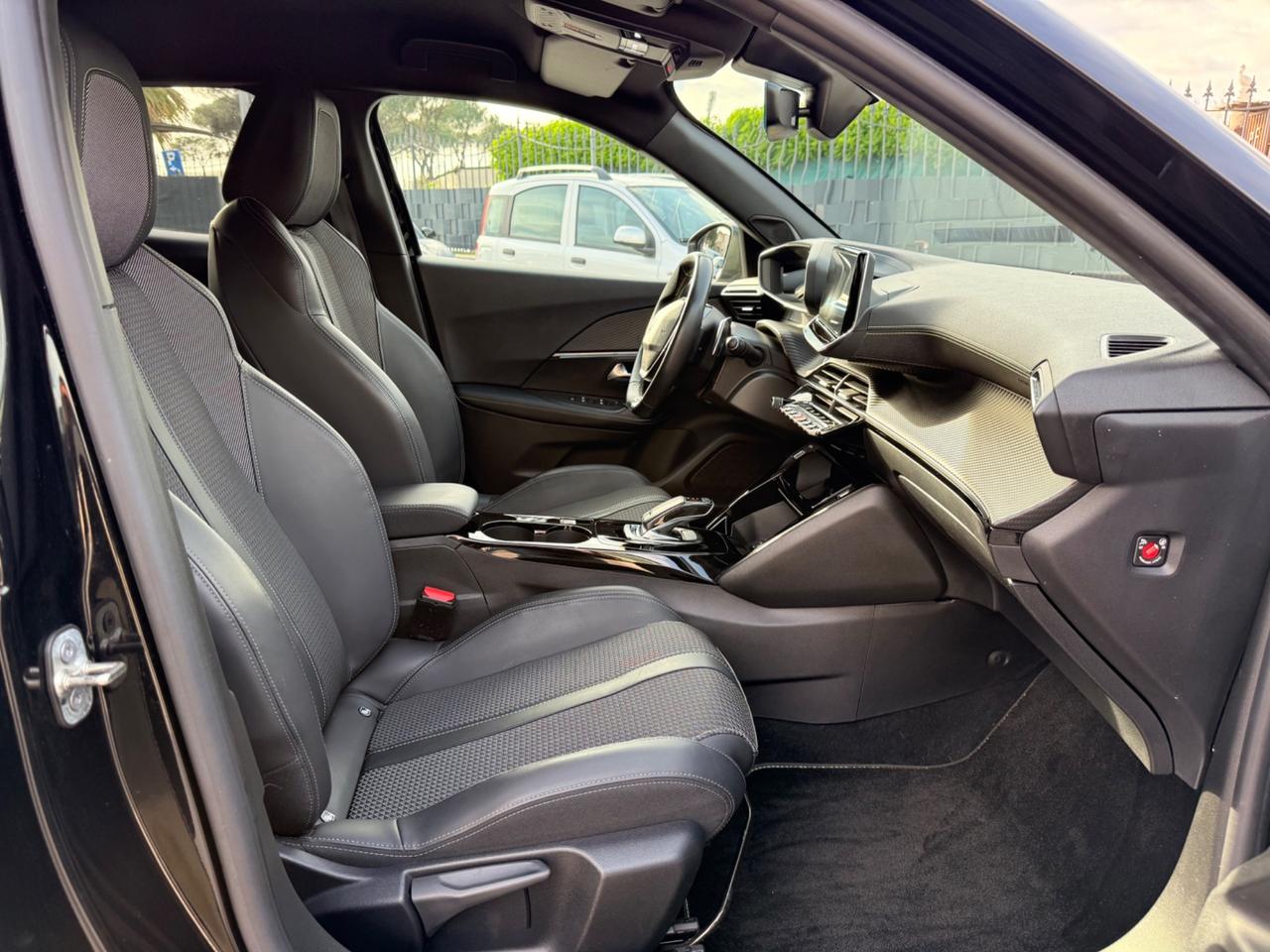 Peugeot 2008 PureTech 130 S&S GT Pack 2022