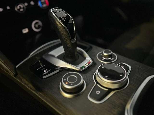 Alfa Romeo Stelvio Stelvio 2020 2.2 t Business Q4 190cv auto
