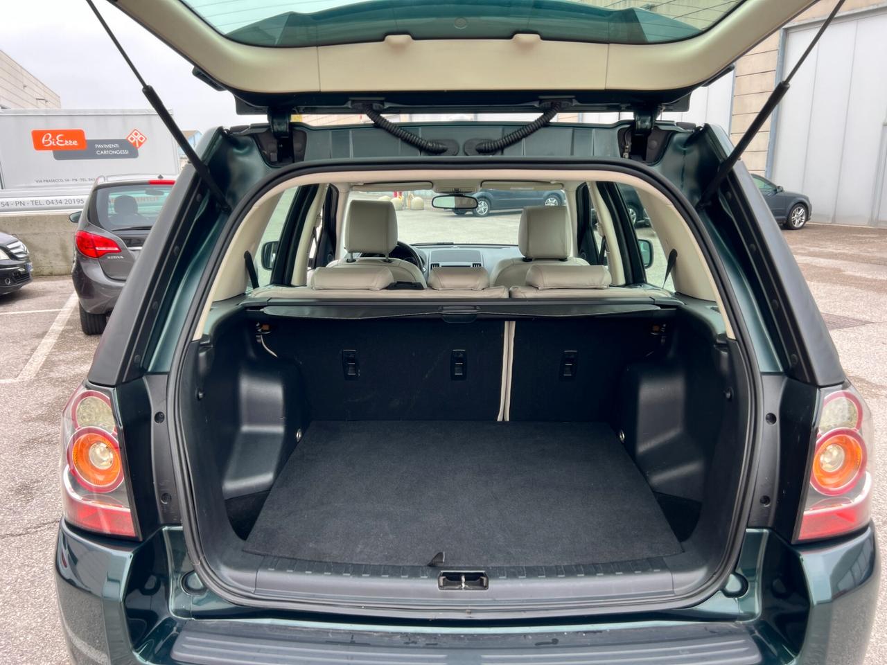 Land Rover Freelander 2.2 SD4 SE Luxury FULL OPTIONAL