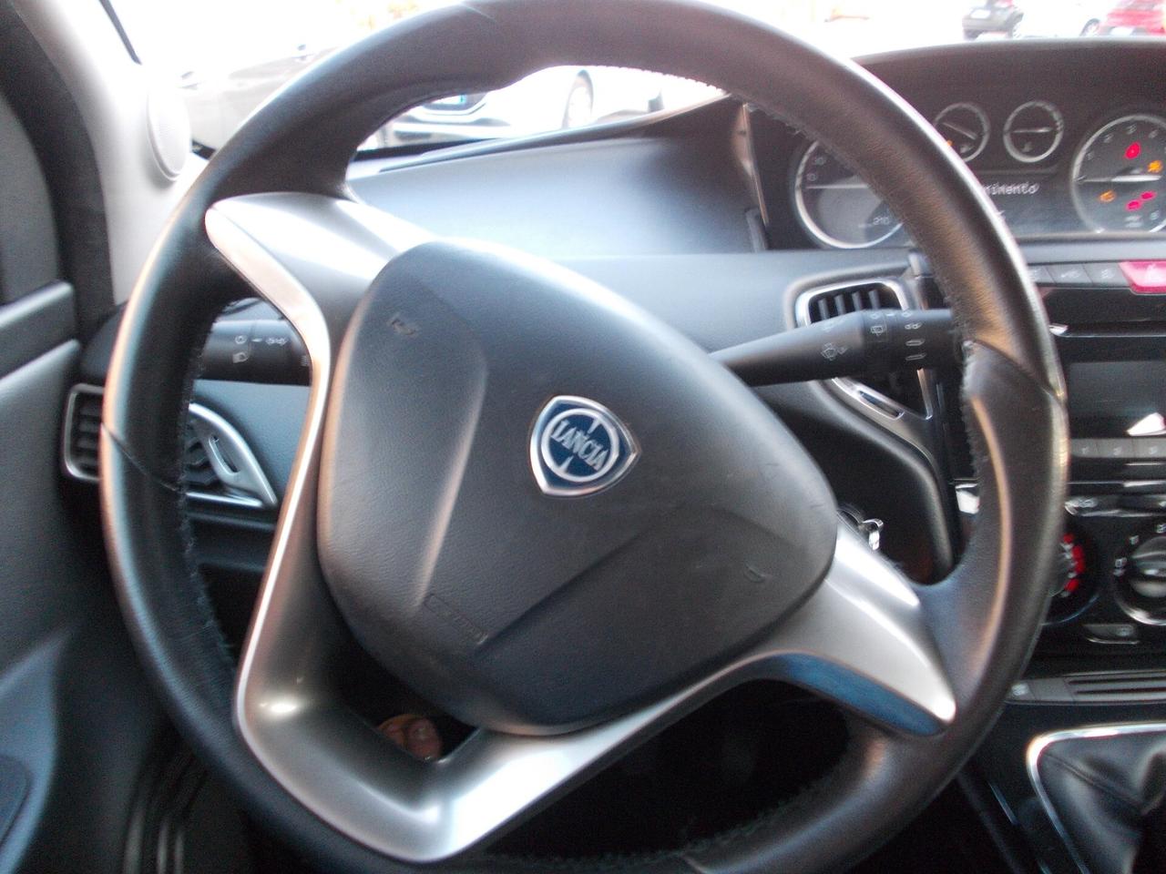 Lancia Ypsilon 1.2 69 CV 5 porte GPL Ecochic Gold-KM88105